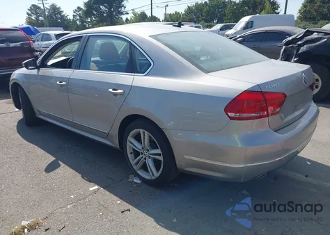 2012 Volkswagen Passat 2.0L Tdi Se z USA, uszkodzony, nr VIN 1VWBN7A30CC023886